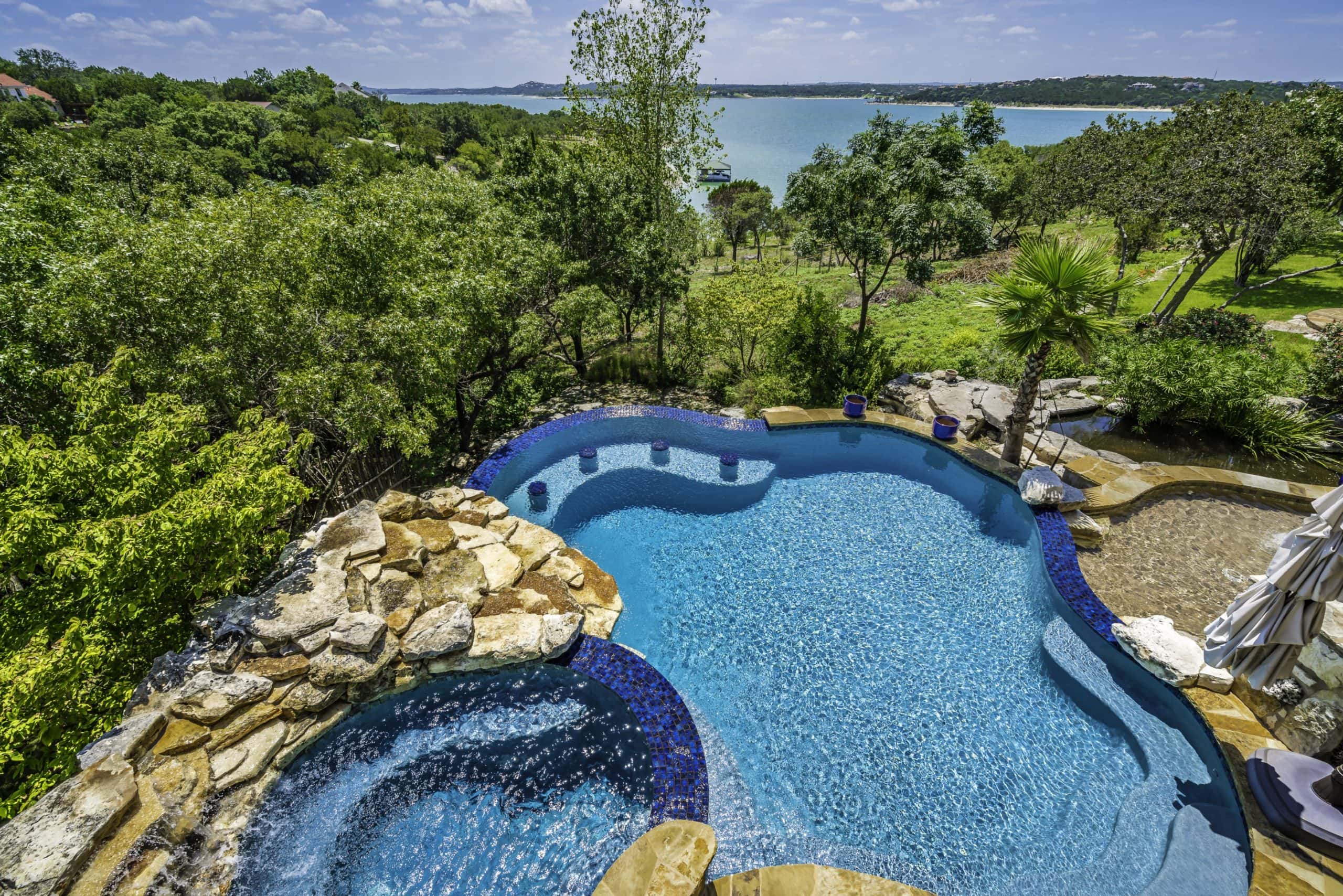 Know the average time an Austin pool builder will be on your project